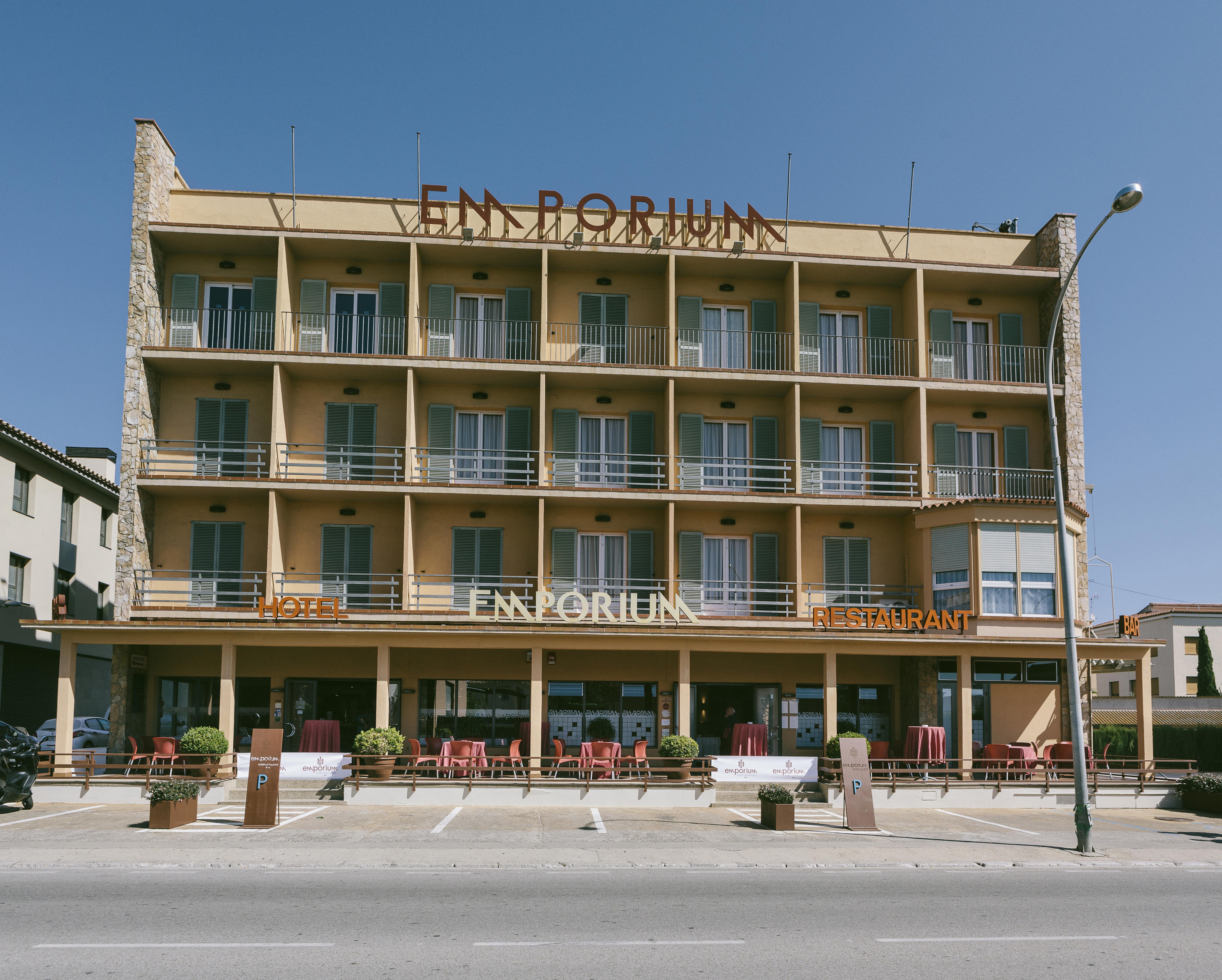 Hotel Emporium - Adults Only Кастельон-де-Ампуриас Экстерьер фото