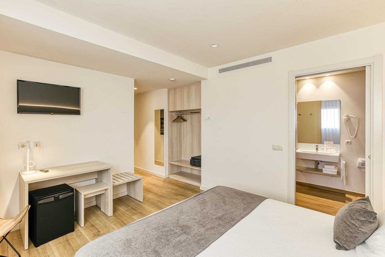 Hotel Emporium - Adults Only Кастельон-де-Ампуриас Экстерьер фото